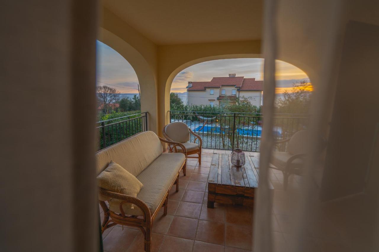 Villa Oasis Кострена Екстер'єр фото